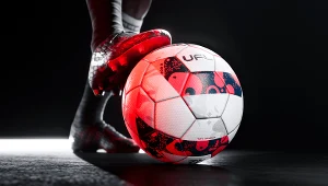 Brazylijska legenda futbolu w UFL. Utytułowany kraj wkracza do białoruskiej gry