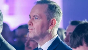 Tak Nawrocki zachował się na bankiecie za kulisami igrzysk. Wyciekło wideo