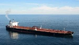 Kilkanaście tankowców z rosyjską ropą krąży po wodach Azji w poszukiwaniu nabywców na surowiec