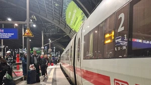 Przesiadki w Deutsche Bahn są ryzykowne. Nigdy nie ma pewności, czy niemieccy kolejarze wezmą odpowiedzialność za to, aby zmiana pociągu się udała