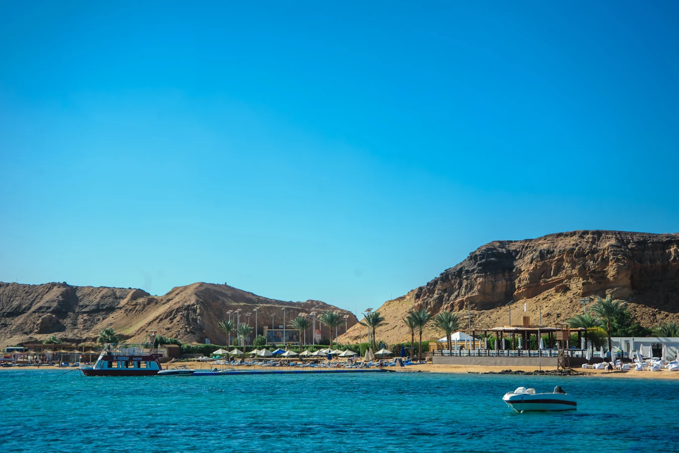 W lutym temperatury w Egipcie są przyjemne i pozwalają nie tylko na relaks, ale i korzystanie z licznych atrakcji