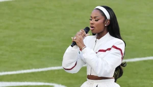 Coco Jones wystąpiła podczas Super Bowl 2026