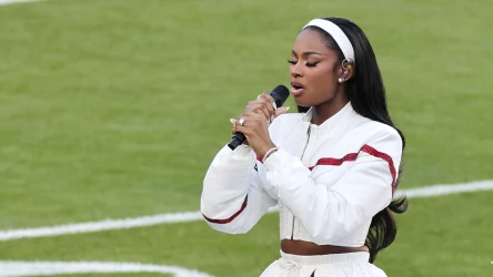 Coco Jones wystąpiła podczas Super Bowl 2026