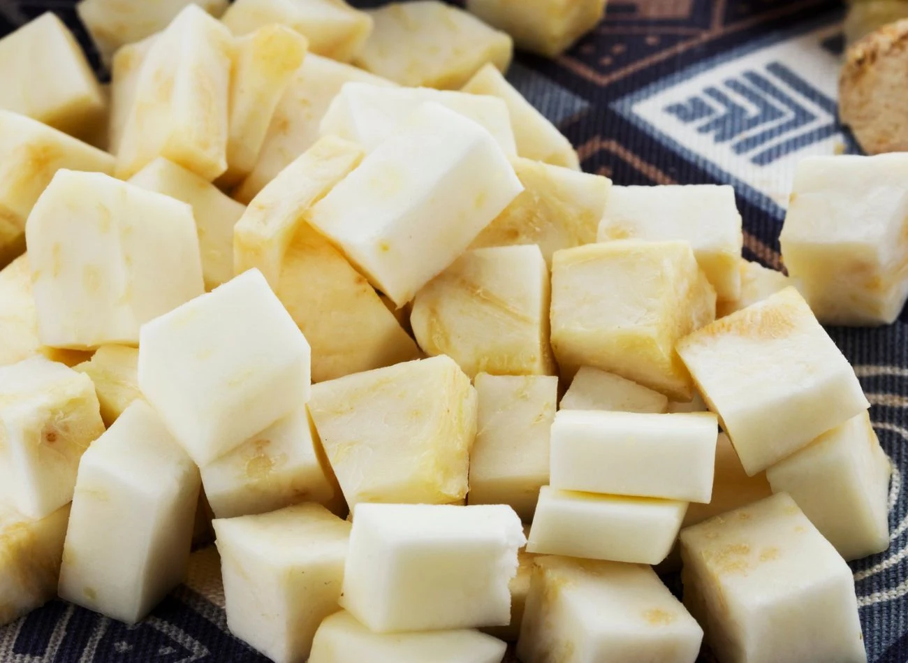 Dlaczego warto jeść brukiew? To skarbnica wielu witamin i przeciwutleniaczy Dlaczego warto jeść brukiew? To skarbnica wielu witamin i przeciwutleniaczy