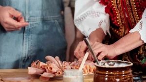 Jak rozpoznać dobrą wędlinę? Produkcja od pola do stołu to gwarancja jakości