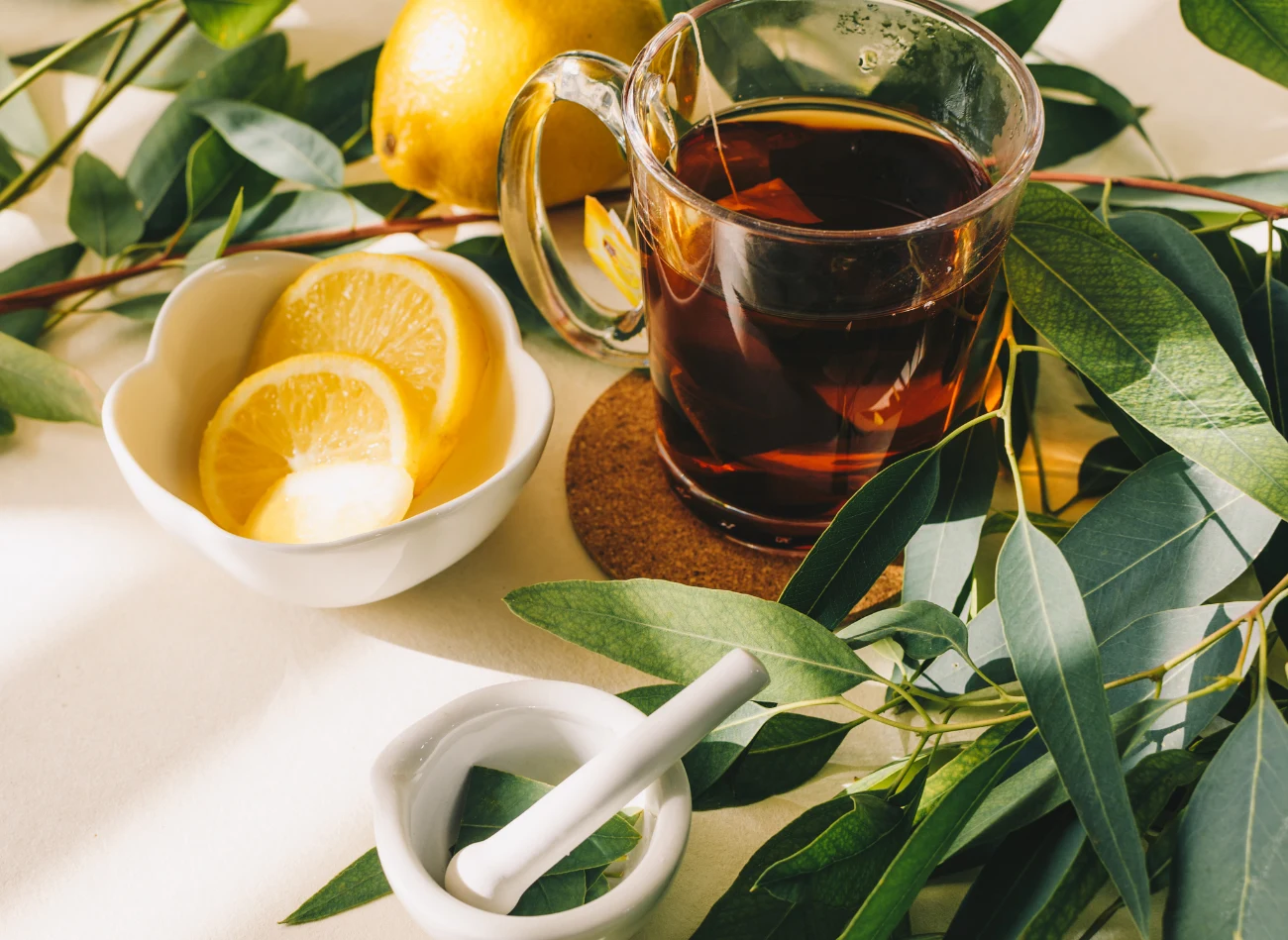 Eukaliptus cytrynowy jak sama nazwa wskazuje, posiada cytrynowy aromat