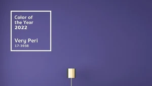 Very Peri to połączenie niebiskiego, fioletu i nuty czerwieni