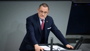 Szef AfD Tino Chrupalla opowiada się za wznowieniem dialogu z Władimirem Putinem