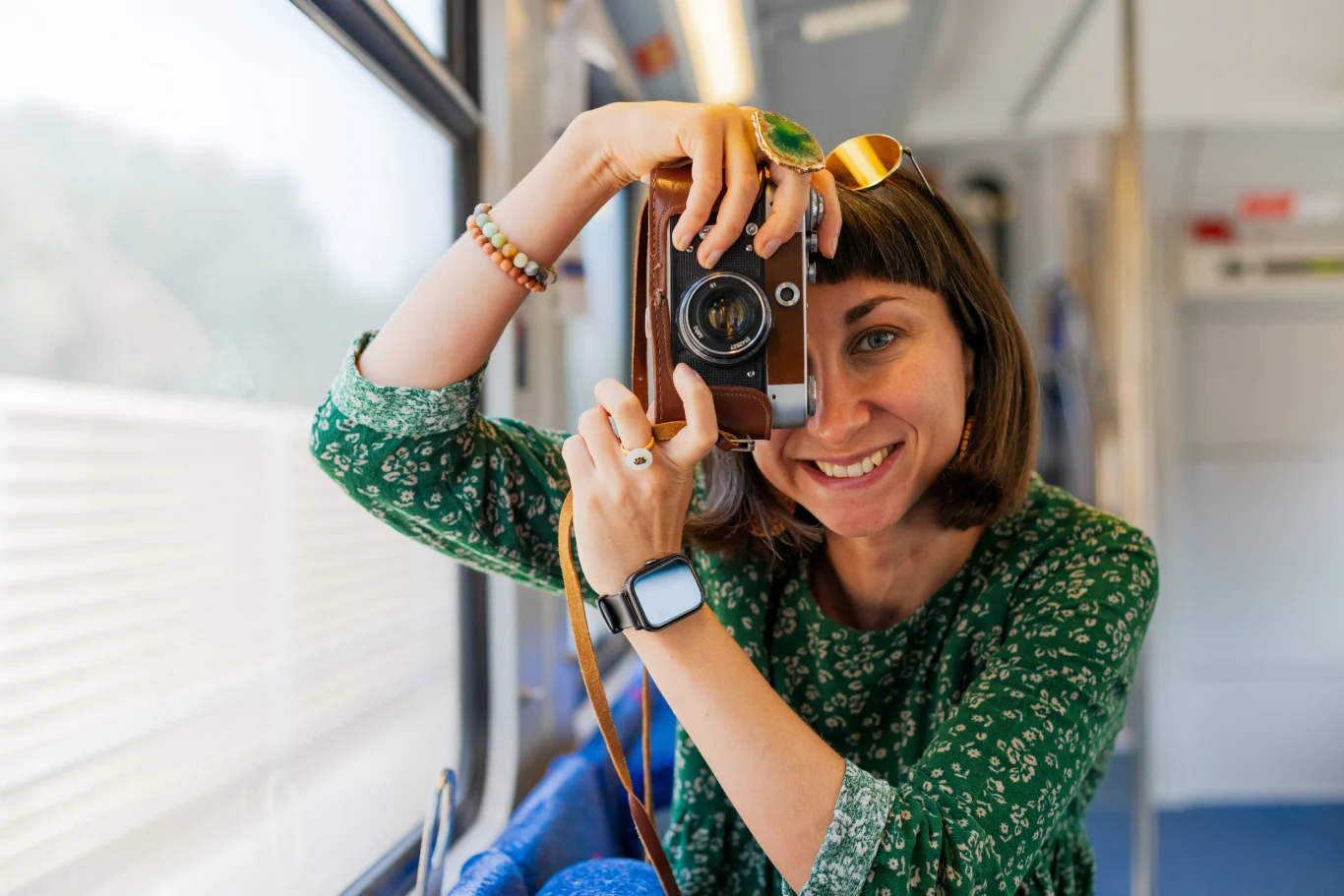 Aparat wraca do kieszeni Aparat wraca do kieszeni