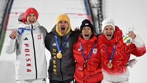 Tomasiak na podium olimpijskim. Historyczne obrazki w Predazzo