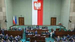 Początek roku przyniósł serię podwyżek świadczeń otrzymywanych przez parlamentarzystów. Mimo to część z nich twierdzi, że wciąż zarabia za mało