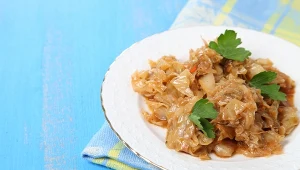 Kapusta zasmażana mojej babci nie ma sobie równych. Stosuje metodę dwóch palców