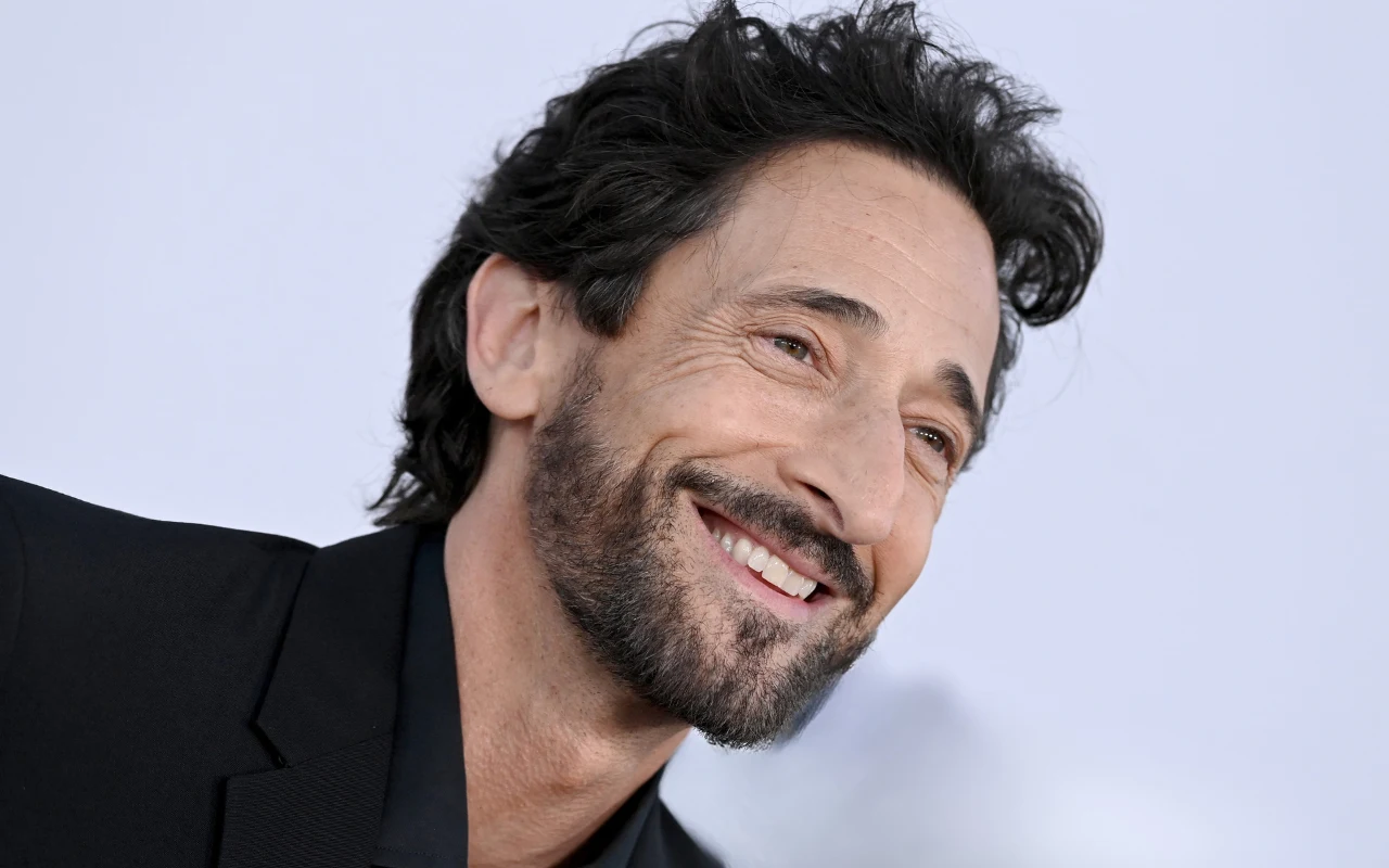 Adrien Brody ma 52 lata i zachwycającą karierę aktorską. Ale film i teatr to tylko jedna z jego życiowych pasji