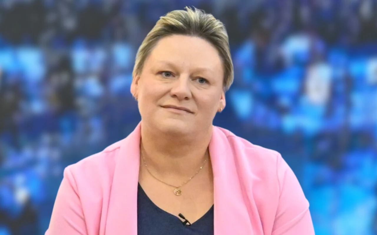 Malwina Banach, nasza modelka, poddała się zabiegowi stylizacji brwi