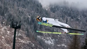 Polak nie dowierzał, co zrobił na skoczni. Aż złapał się za głowę