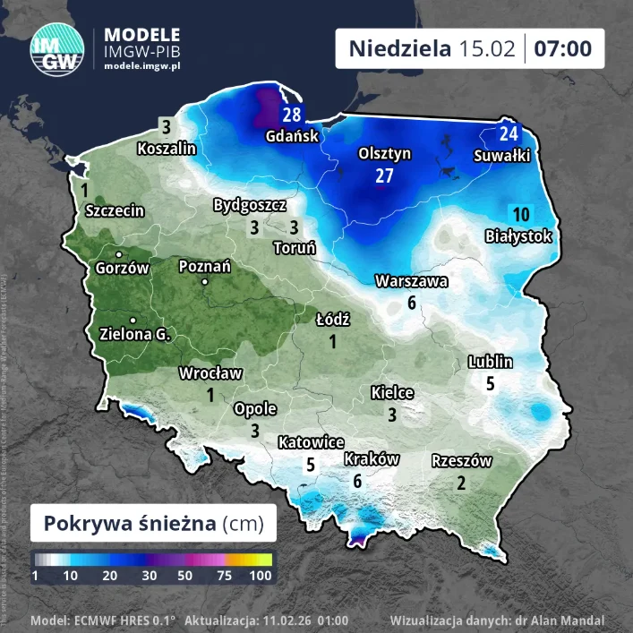 Mapa Polski przedstawiająca aktualną grubość pokrywy śnieżnej w różnych regionach kraju, z wyraźnie większą ilością śniegu w północno-wschodniej części Polski, oznaczoną niebieskimi odcieniami. W legendzie podano skalę grubości śniegu w centymetrach.