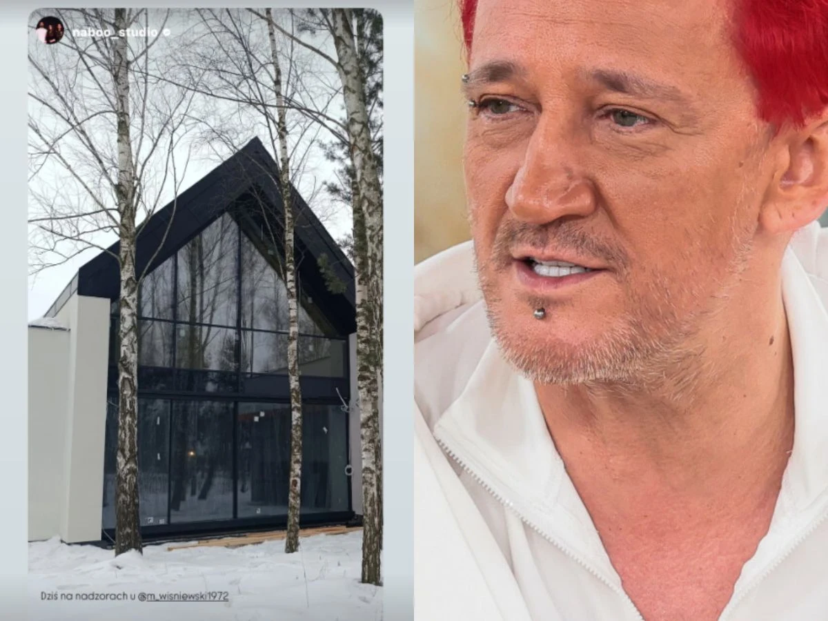 Po lewej stronie nowoczesny dom z dużymi szklanymi oknami w otoczeniu brzozowych drzew zimą, po prawej stronie zbliżenie na twarz mężczyzny z czerwonymi włosami, kolczykiem w wardze i lekko uśmiechniętą miną.