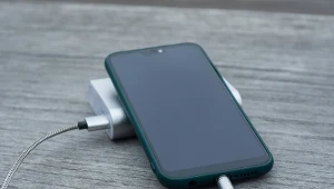 Polacy masowo kupowali to urządzenie. Właśnie wydano alert. Może się zapalić