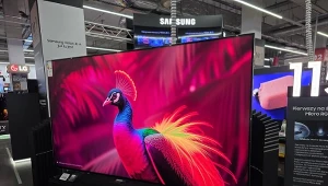 Samsung R95F. Ogromny telewizor Micro RGB dostępny w Polsce. Ceny powalają.