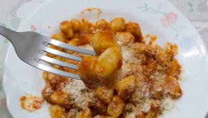 Ten obiad to hit na redukcji. Sycący, a jaki pyszny