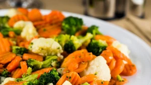 Mało kto wie, że częste jedzenie tego warzywa pomaga na stłuszczoną wątrobę. 