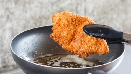 Jak zrobić dobrą panierkę do kotletów? Na to trzeba zwracać uwagę.