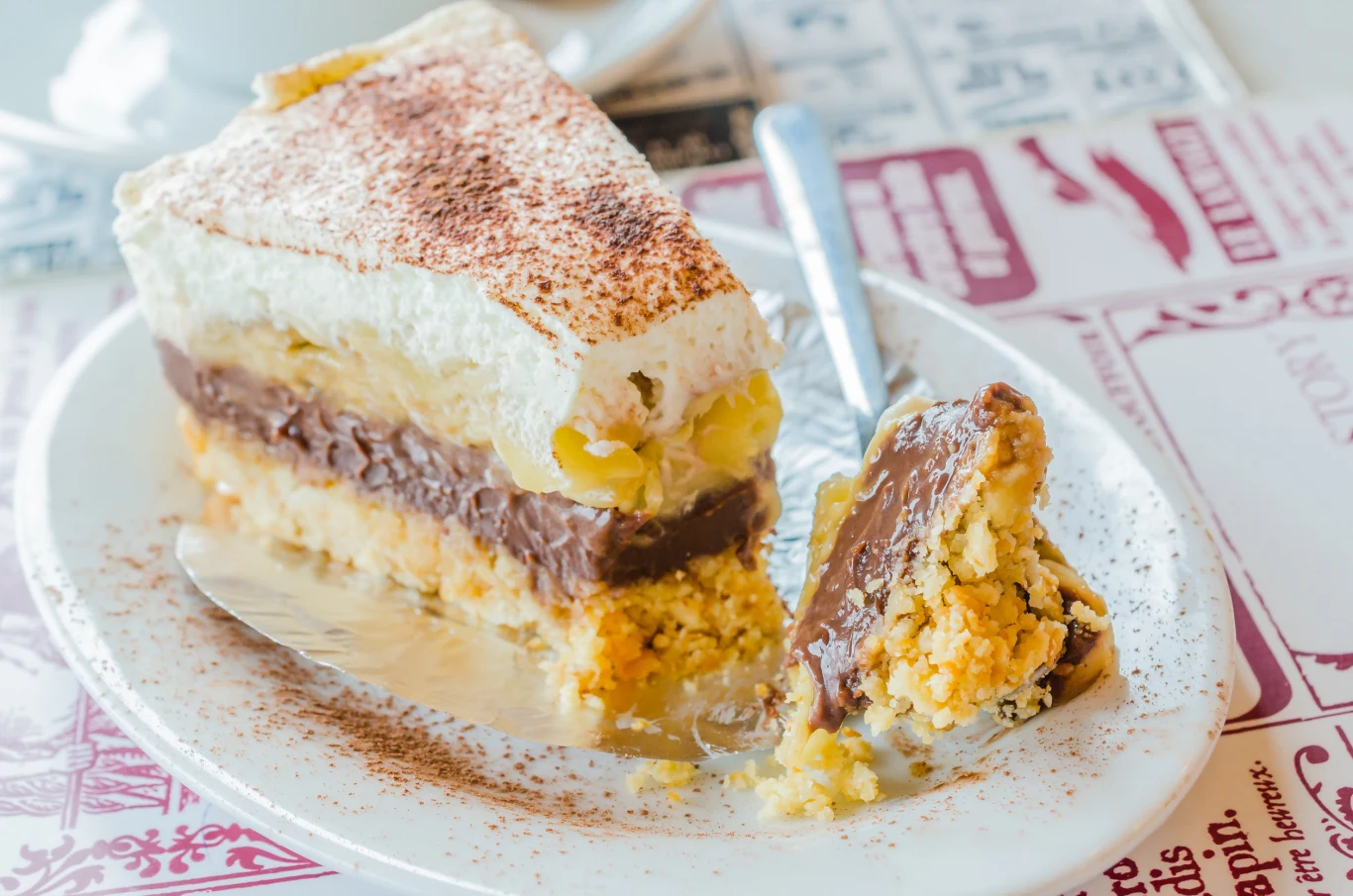 Smakowite ciasto bananowe bez pieczenia Smakowite ciasto bananowe bez pieczenia