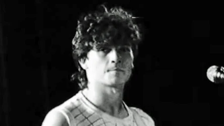 Jarosław Lach był gitarzystą i współzałożycielem Aya RL