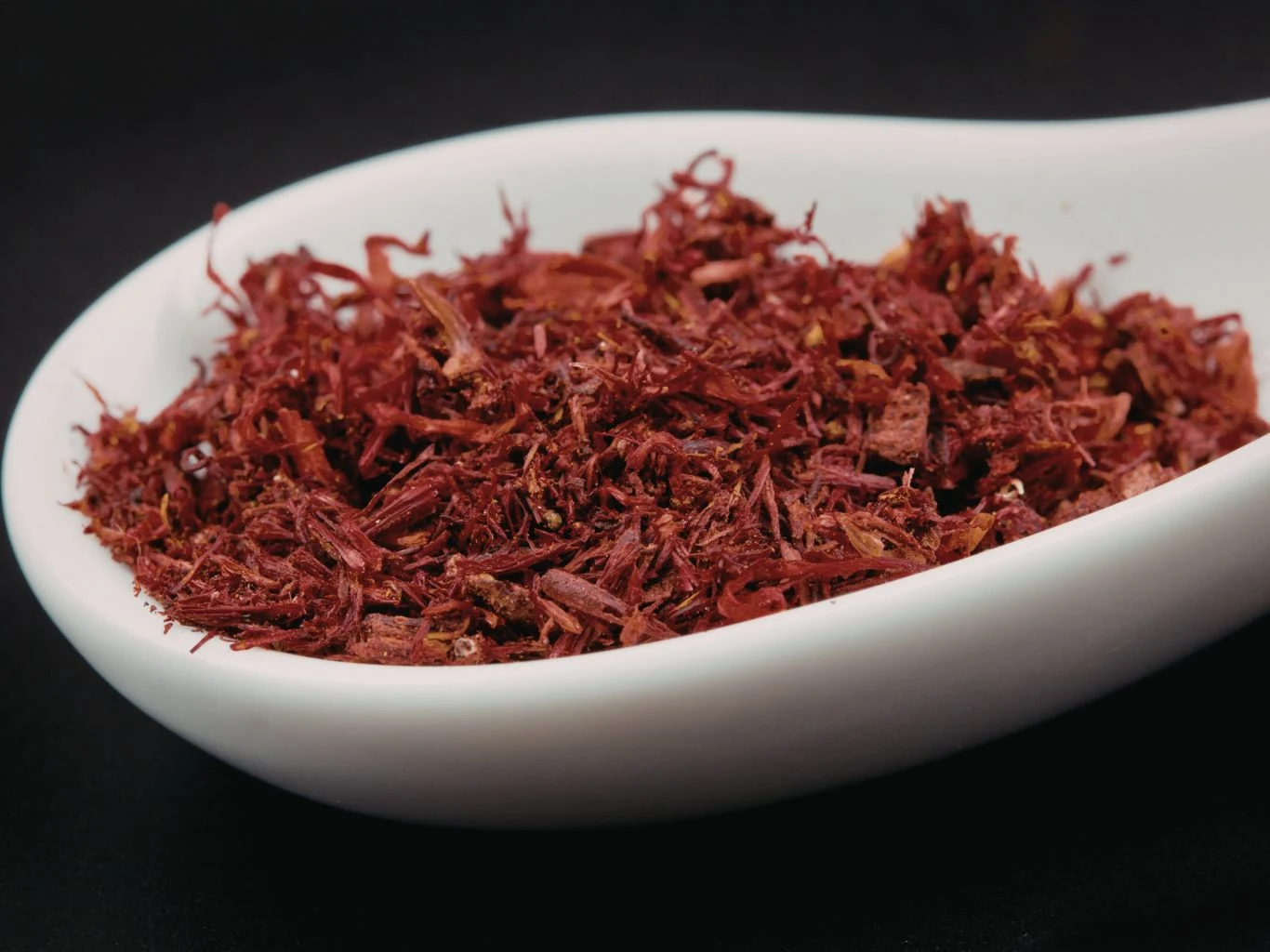 To ulubiona przyprawa kuchni Bliskiego Wschodu, a także Sycylii. To ulubiona przyprawa kuchni Bliskiego Wschodu, a także Sycylii.