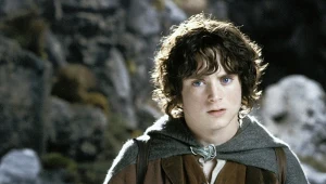 Elijah Wood w filmie "Władca Pierścieni: Dwie wieże"