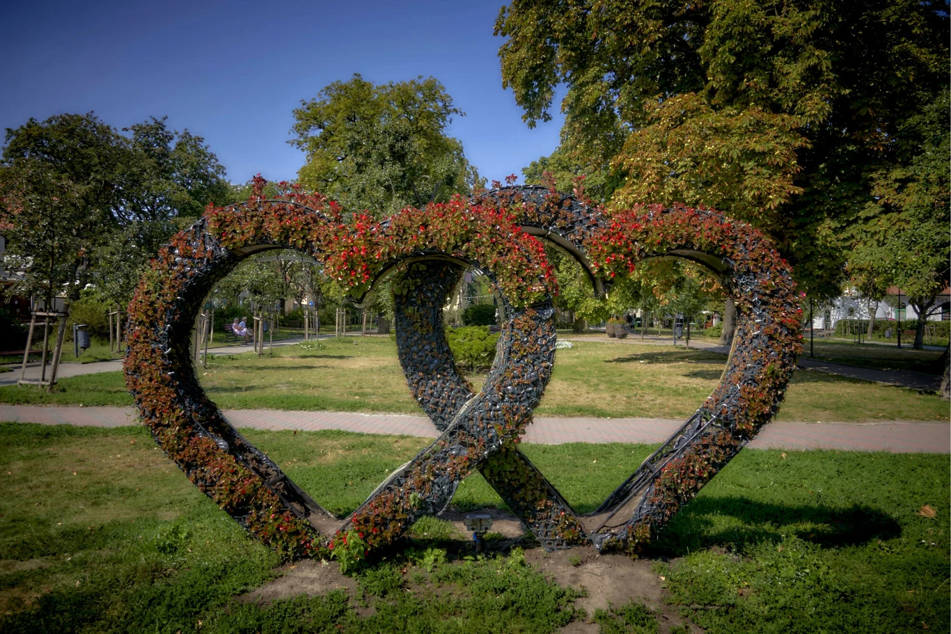 Chełmno nazywane jest "Miastem Zakochanych". Co roku walentynki są tam niezwykle hucznie obchodzone. Chełmno nazywane jest "Miastem Zakochanych". Co roku walentynki są tam niezwykle hucznie obchodzone.