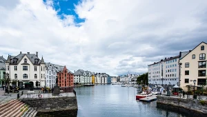 Najbogatszy kraj na świecie leży w Europie. Z Polski dolecisz w 1,5 godziny 