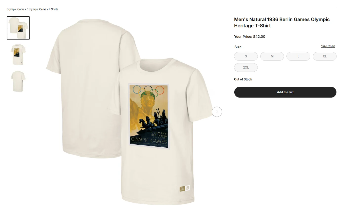 Biała koszulka z nadrukiem plakatu promującego Igrzyska Olimpijskie w Berlinie w 1936 roku, na którym widnieją sportowcy i motyw olimpijski z pięcioma pierścieniami.