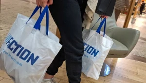 Pilny alert Action. W tym produkcie jest azbest. Natychmiast go odłóż