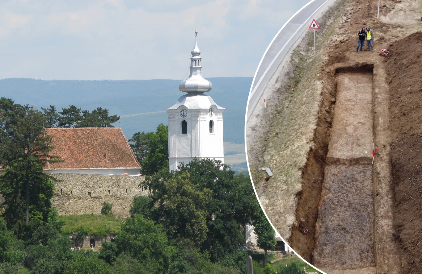 Wykopaliska poprzedzające rozbudowę sieci elektrycznej ujawniły ślady z prehistorii. Biała wieża kościoła otoczona zielonymi drzewami i murem obronnym, w oddali widoczne pagórki, w kółku po prawej stronie wykop archeologiczny przy drodze, dwóch pracowników zajmujących się badaniem ziemi.
