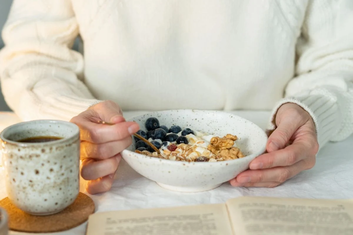 Wciąż zmagasz się ze wzdęciami i zaparciami? Sprawdź, jak przyspieszyć trawienie i metabolizm Wciąż zmagasz się ze wzdęciami i zaparciami? Sprawdź, jak przyspieszyć trawienie i metabolizm
