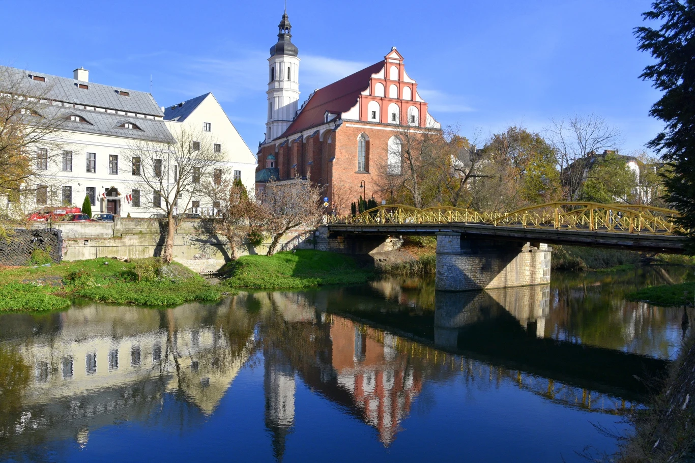 Pozostaje w cieniu innych miast Polski. Jest idealne na city break wiosną 