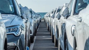 Połowa menedżerów ocenia perspektywy branży na najbliższe sześć miesięcy negatywnie, a tylko 26 proc. patrzy w przyszłość z optymizmem.