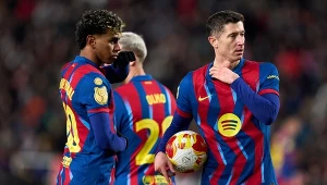 "Lewy" w centrum zamieszania. Głośno po tym, co zrobił Yamal. Koszmar Barcy