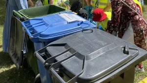 11 różnych pojemników na odpady?