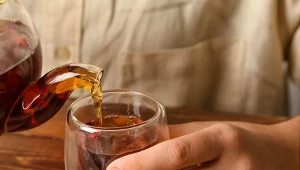 Prosta herbatka zbija wysoki cukier jak dobry lek. Pomaga też jelitom