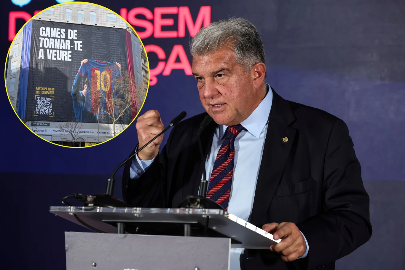 Walka o stanowisko prezydenta FC Barcelona trwa w najlepsze. Rywal Laporty wyprowadził "cios" Mężczyzna w garniturze przemawia przy mównicy, w tle znajduje się ciemna plansza z rozmytym napisem, a w lewym górnym rogu wstawka ukazująca baner z napisem po katalońsku i zdjęciem piłkarskiej koszulki z numerem 10.