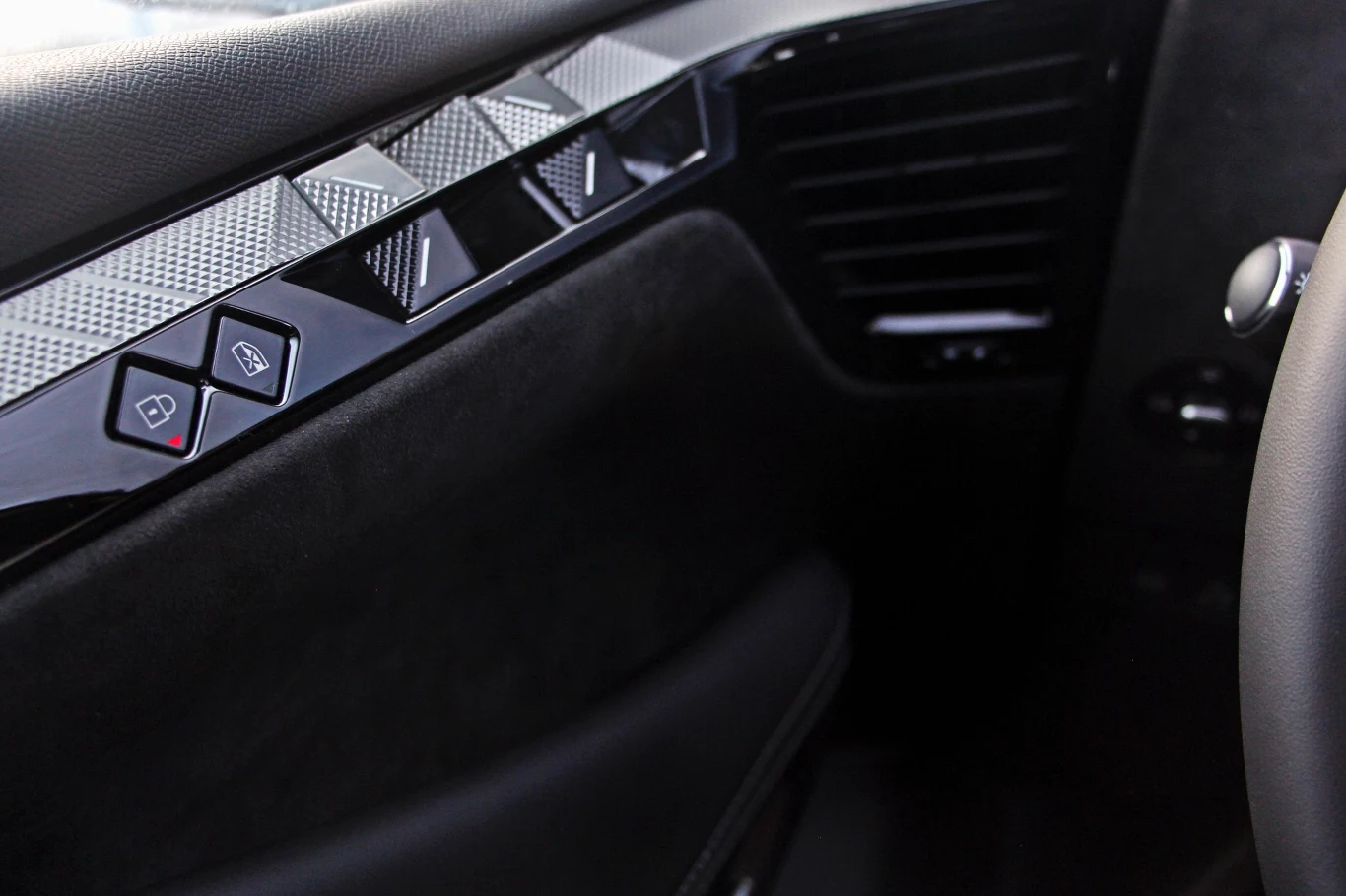 DS No4 E-Tense DS No4 E-Tense