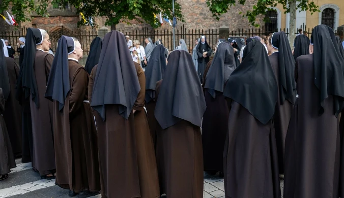 Ile zarabiają zakonnice? Tak wygląda ich emerytura w Polsce