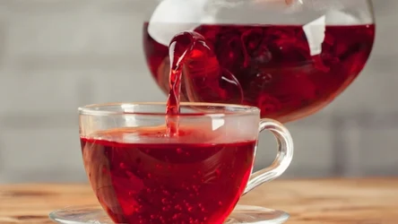 Herbatka z hibiskusa
