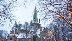 Katedra Nidaros (Nidarosdomen) w Trondheim