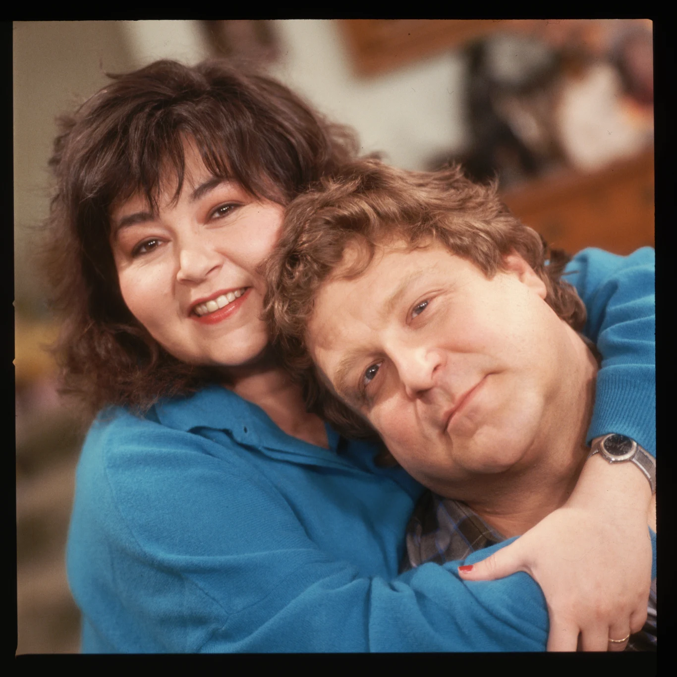 Roseanne Barr i John Goodman w serialu "Roseanne"