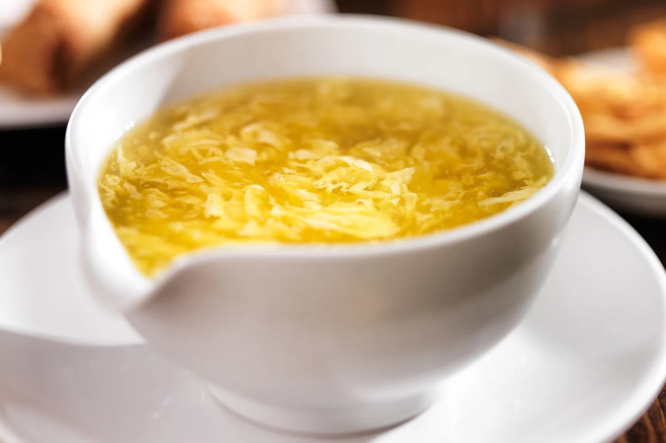 Zupa jajeczna to babciny sposób na infekcje Zupa jajeczna to babciny sposób na infekcje