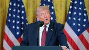 USA. Donald Trump uderza w Europę i chwali Polskę