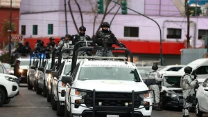 Funkcjonariusze Gwardii Narodowej w mieście Meksyk 